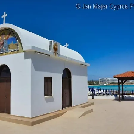 Апартаменти Nissi Golden Sands Family Айя-Напа