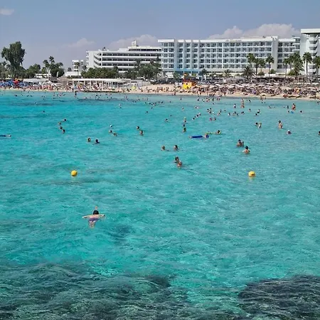 Nissi Golden Sands Family Апартаменти Айя-Напа